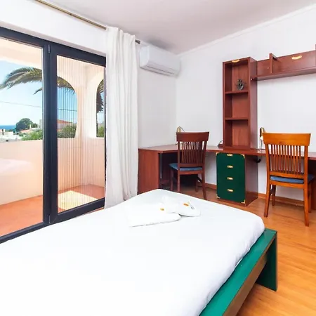 V5 Gale Holiday home *